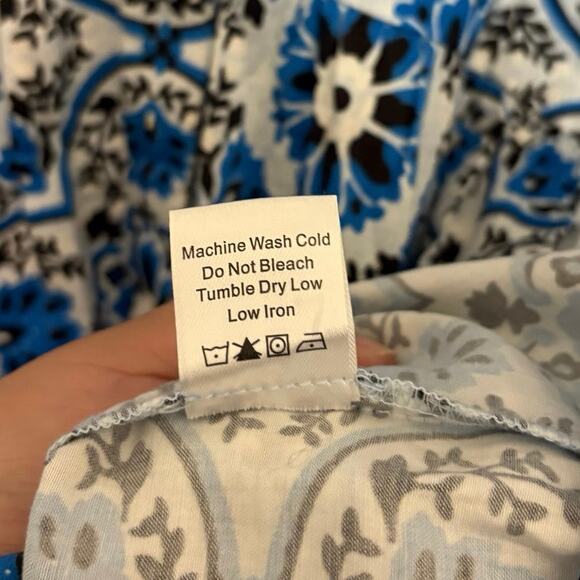 Tuckernuck Blue White Floral Royal Button Up Mini Dress Size Medium - Picture 6 of 6